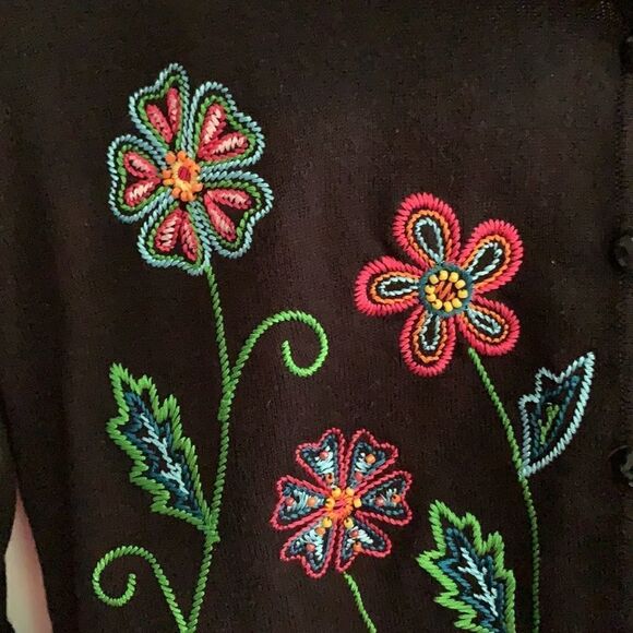 NWT Timberlea black embroidered beaded sweater - Picture 6 of 9